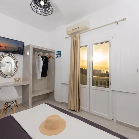 Aislin House Feriehus Kamári