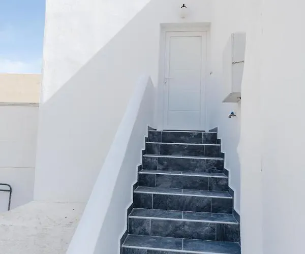 Aislin House Kamari (Santorini)