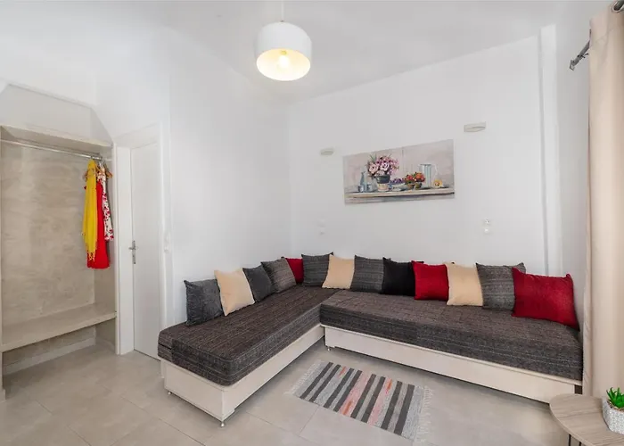 Aislin House Kamári